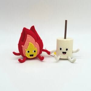 Target Sun Squad Felt Camp Fire & Marshmallow Duo 2025 Figurine NEW